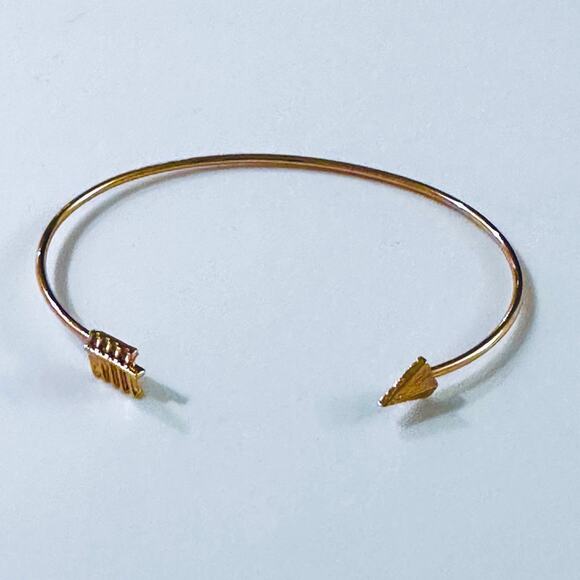 Stack of 3 Gold  Bracelets - Picture 2 of 4